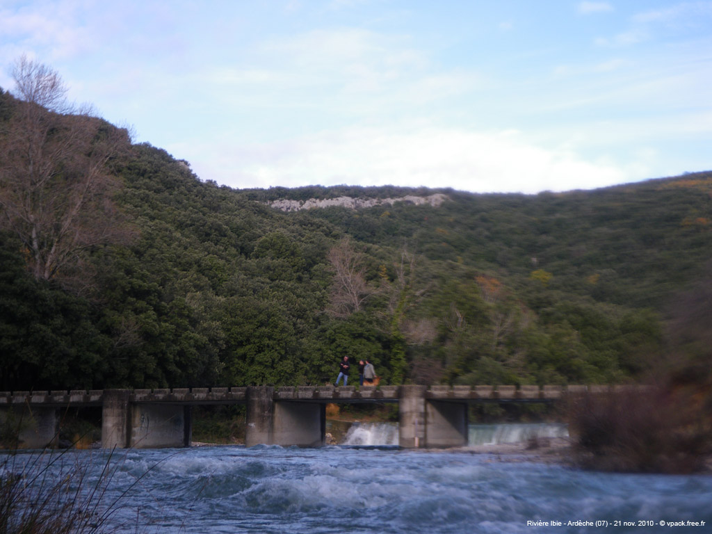 20101121ibie05