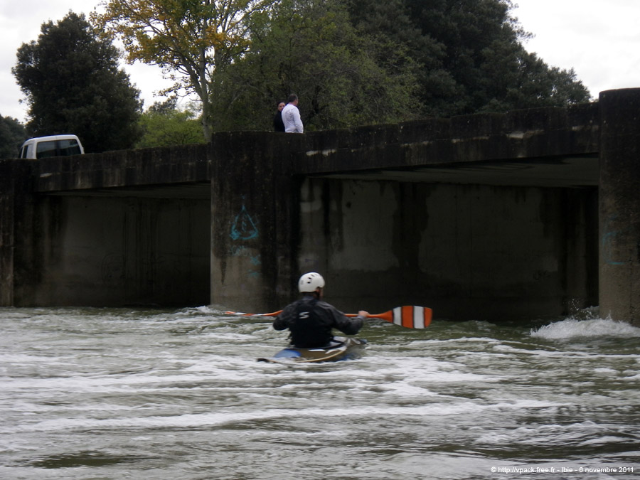20111106_025